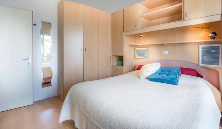 利尼亚诺萨比亚多罗Splendido Attico, Piscina E Vista Mare公寓 外观 照片